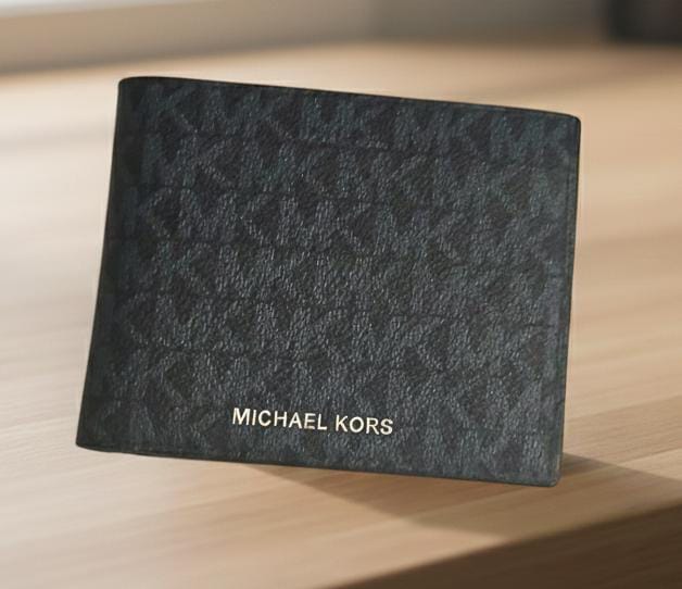 MICHAEL KORS BILLETERA NEGRA Y GRIS
