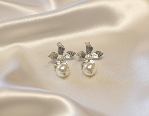 [2210P] RUFF ARETES FLOR-PERLA DRD-PLATEADO