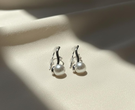 [4853P] ARETES FANTACIA FINA PLATEADO PERLA