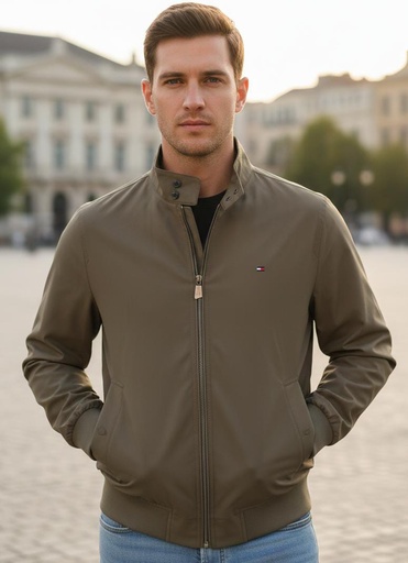 TOMMY CHUMPA VERDE OLIVO HOMBRE XM06435VO