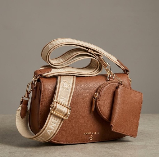 [192815136620] ANNE KLEIN CARTERA CAMEL PEQUE.